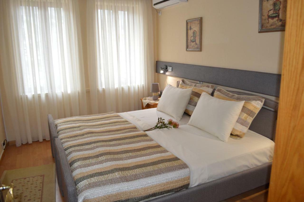 Vila Ss Kekezi Gjirokastër Exterior foto